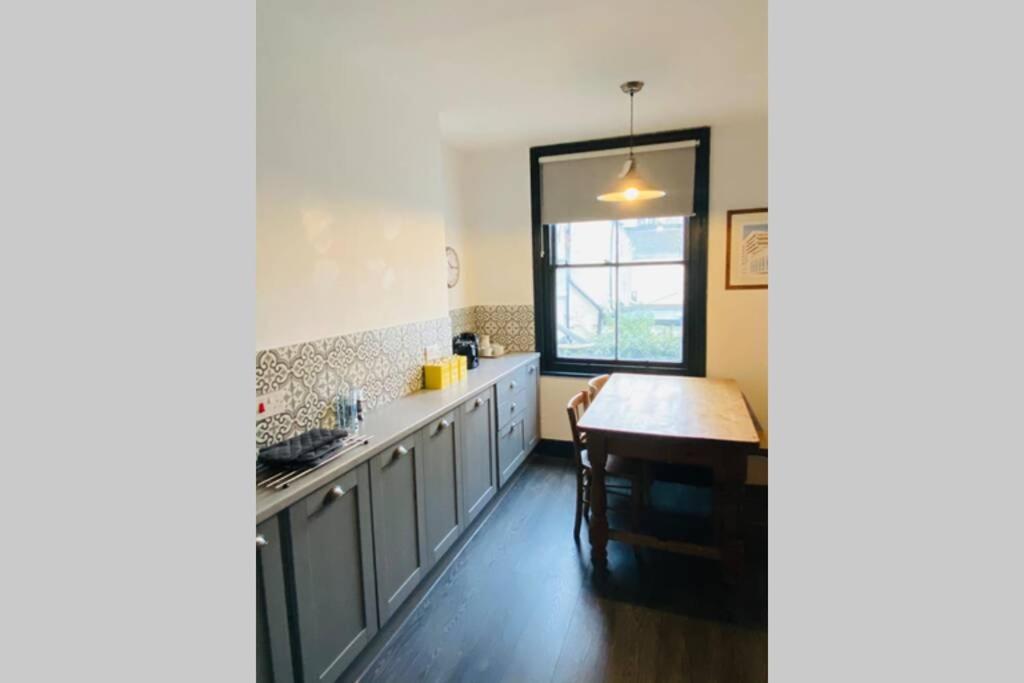 Beautiful First Floor Apartment In St Leonards Eksteriør billede