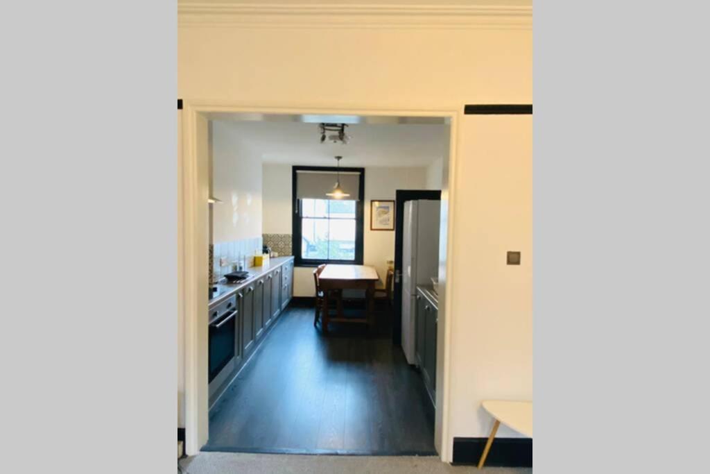 Beautiful First Floor Apartment In St Leonards Eksteriør billede